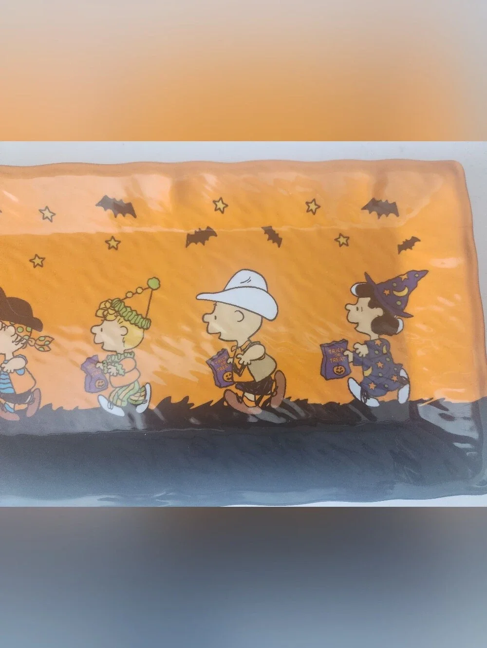 Peanuts Halloween Trick-or-Treat Table Plastic Platter - Orange & Black 19 X 8in